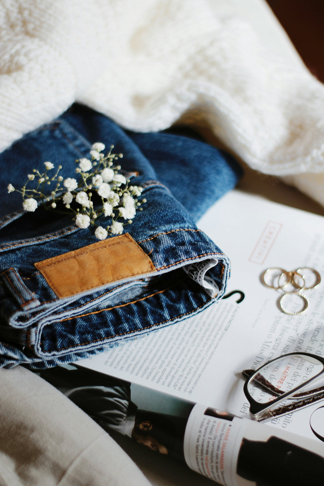 Welke sieraden passen bij een capsule wardrobe?